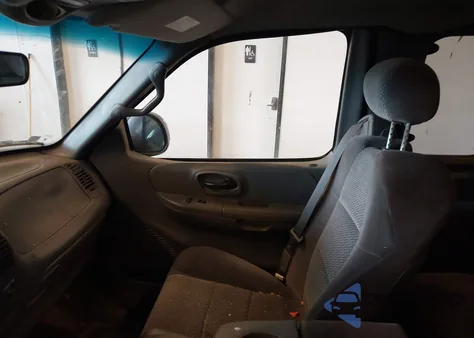 2002 Ford F150 z USA, uszkodzony, nr VIN 2FTRX17W32CA35548